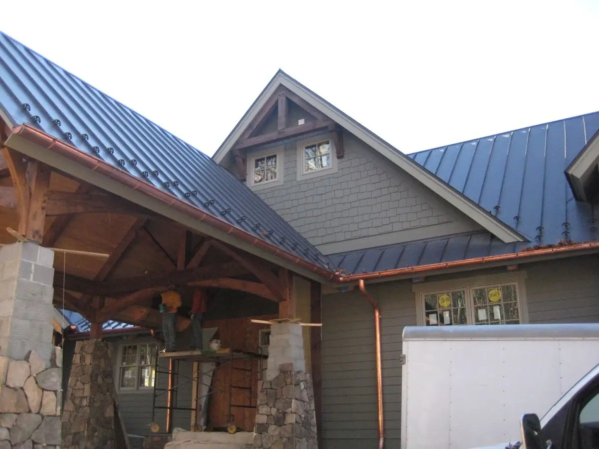 Craftsman Roofing team delivering quality roofing work in Taylor Town